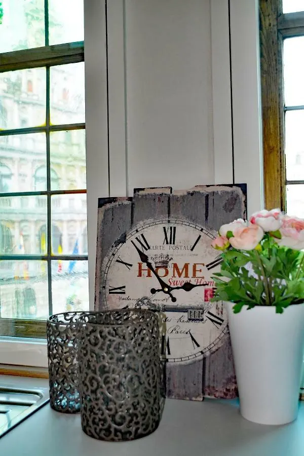 Antwerp Old Town Triplex Apartment Belgium